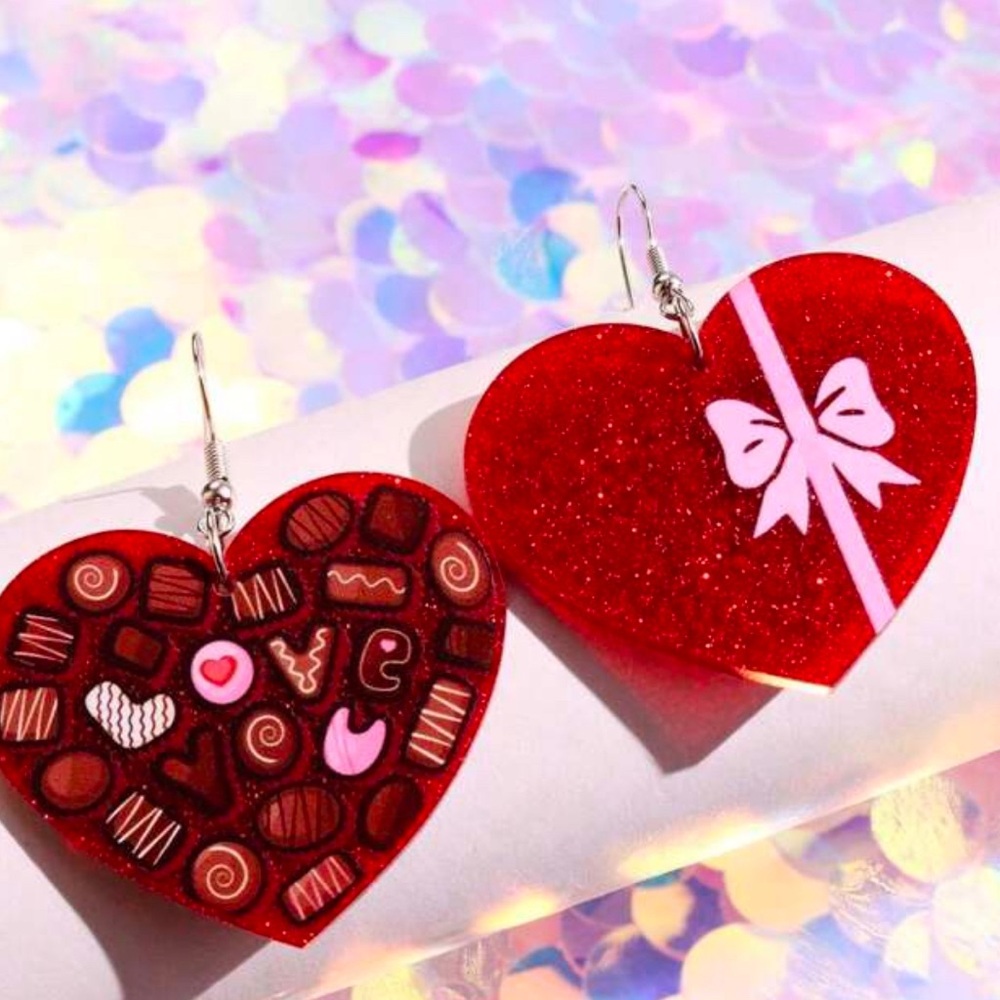 NWOT heart shaped box of chocolate earrings
